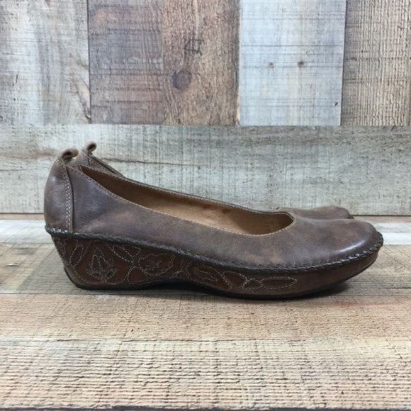 Clarks ArtisanBrown Leather Slip On Loafer Wedge Womens 5M  74079 - Picture 1 of 12